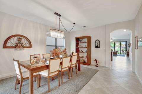 8872 Sandy Creek Way, Lake Worth FL - photo 13 of 99