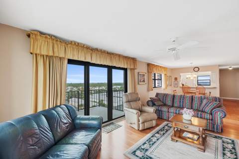 5159 Jimmy Buffett Mem Highway, Fort Pierce FL - photo 6 of 33