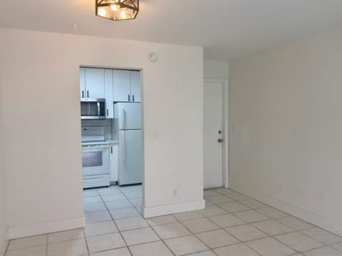 618 NW 13th Street ##16, Boca Raton FL - photo 9 of 11