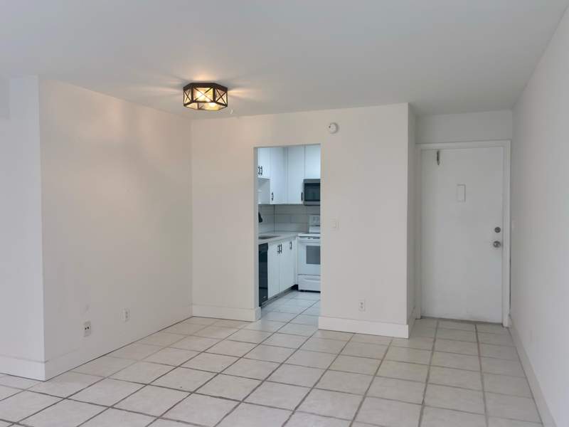 2 bedroom Condominium at 618 NW 13th Street ##16, Spanish Oaks Condo, Boca Raton — photo 4