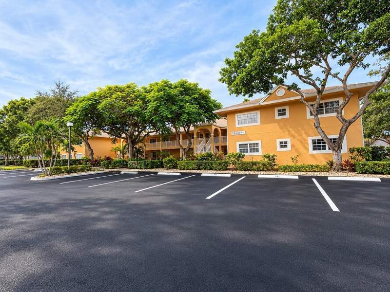 2 bedroom Condominium at 401 SE 10th Street #B201, Chateau De Ville Condo, Dania Beach — photo 3