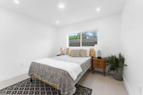 1516 NE 15th Avenue, Fort Lauderdale FL - photo 14 of 22
