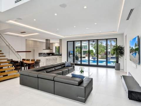 424 Coconut Isle Drive, Fort Lauderdale FL - photo 15 of 52