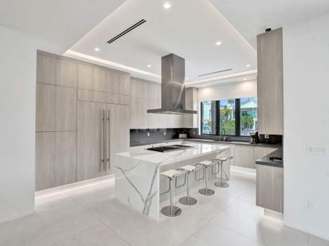 424 Coconut Isle Drive, Fort Lauderdale FL - photo 23 of 52