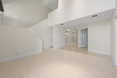 370 Prestwick Circle #2, Palm Beach Gardens FL - photo 16 of 38