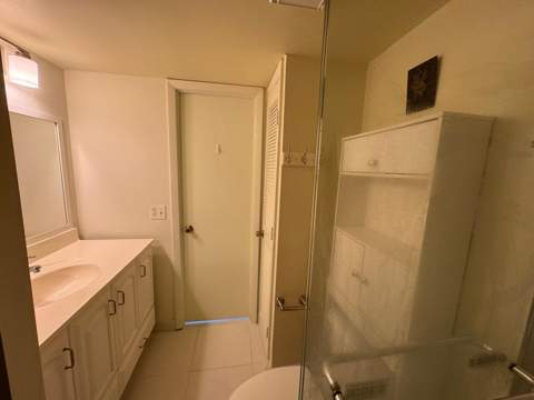 9660 Sunrise Lakes Boulevard #202, Sunrise FL - photo 17 of 32