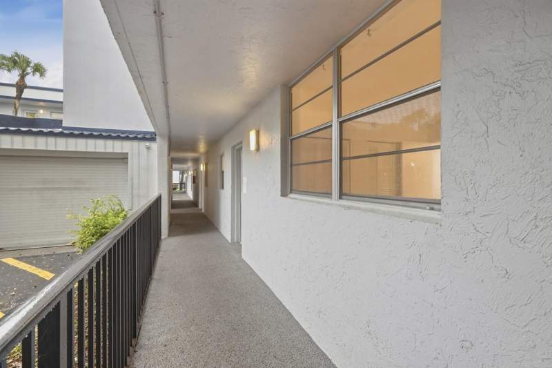 2 bedroom Condominium at 3210 Holiday Springs Boulevard #2-108, Holiday Springs Village 1 Condo, Margate — photo 3