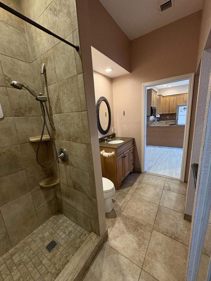 4 bedroom Single Family Residence at 5139 1st Road, Palm Beach Farms Co 3, Lake Worth — photo 5