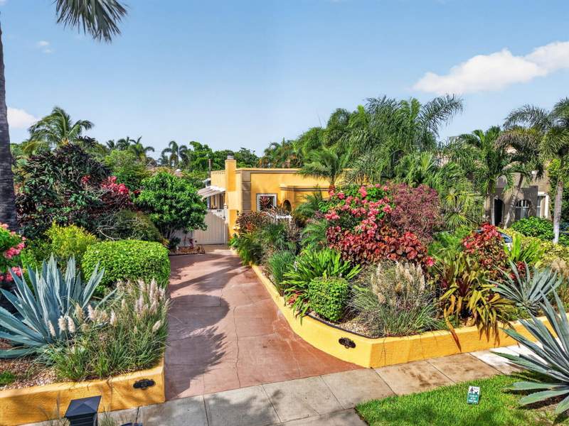 2 bedroom Single Family Residence at 415 Colonial Road, Colonial Estates, West Palm Beach — photo 3