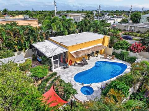 415 Colonial Road, West Palm Beach FL - photo 6 of 59