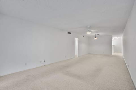 3002 Portofino Isle #M3, Coconut Creek FL - photo 14 of 33