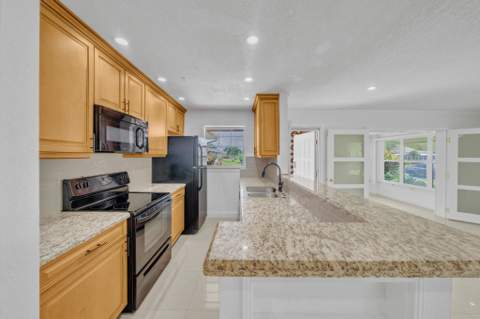 1360 SE High Point Way #A, Delray Beach FL - photo 16 of 60