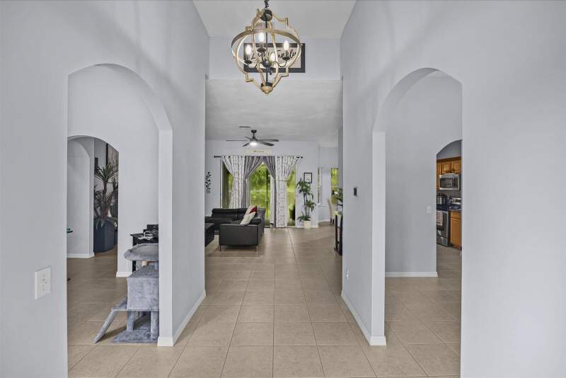 4 bedroom Single Family Residence at 315 Kaye Street, Jenkins Park Estates (Unrecorded), Fort Pierce — photo 4