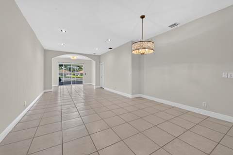 9818 Crescent View Drive, Boynton Beach FL - photo 20 of 63