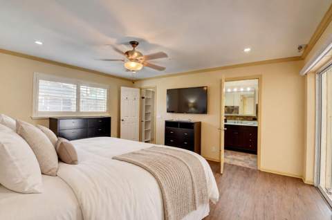 1086 SW 28th Avenue, Boynton Beach FL - photo 12 of 32