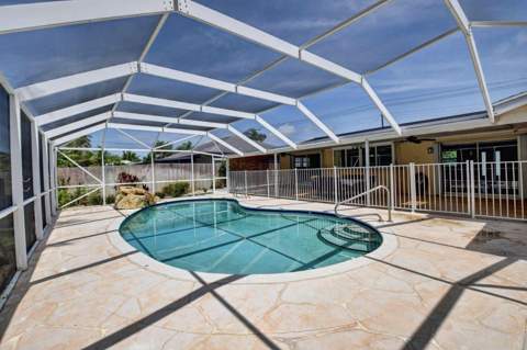 1086 SW 28th Avenue, Boynton Beach FL - photo 24 of 32