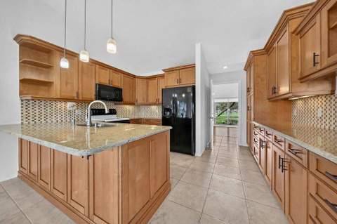4125 SW Bimini Circle, Palm City FL - photo 11 of 42