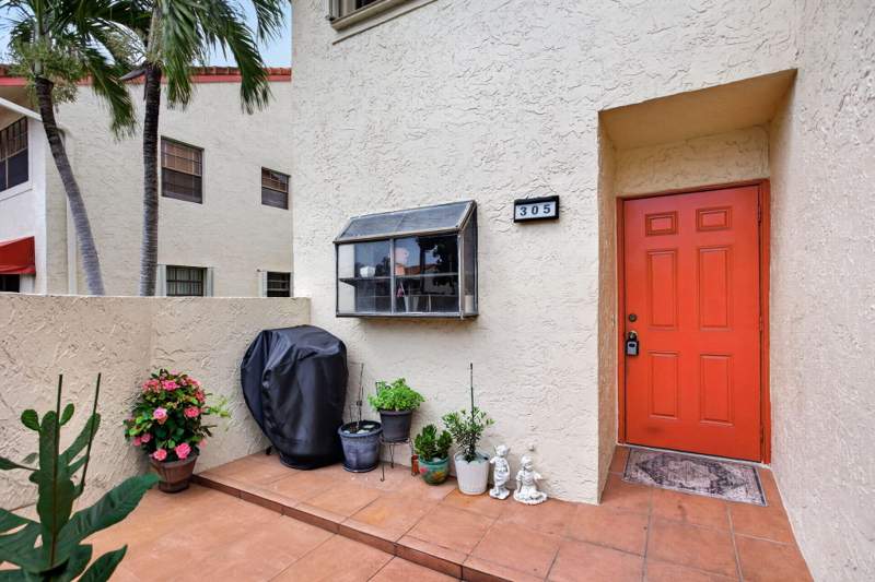 3 bedroom Condominium at 305 Congressional Way, Diplomat Square Condo, Deerfield Beach — photo 3