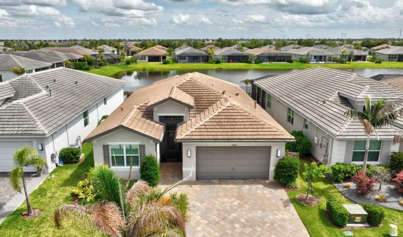 3 bedroom Single Family Residence at 13042 SW Brook View Terrace, Riverland Parcel C - Plat Eight, Port St. Lucie — photo 3