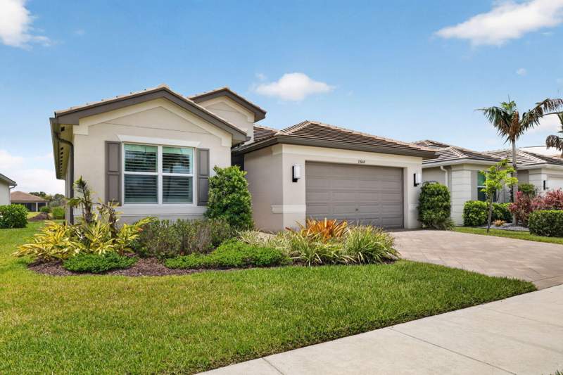 3 bedroom Single Family Residence at 13042 SW Brook View Terrace, Riverland Parcel C - Plat Eight, Port St. Lucie — photo 4