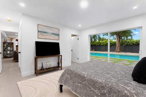 1516 NE 15th Avenue, Fort Lauderdale FL - photo 12 of 22