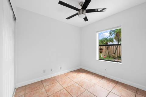 3770 Village Drive #B, Delray Beach FL - photo 11 of 26