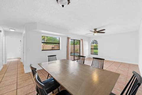 3770 Village Drive #B, Delray Beach FL - photo 6 of 26