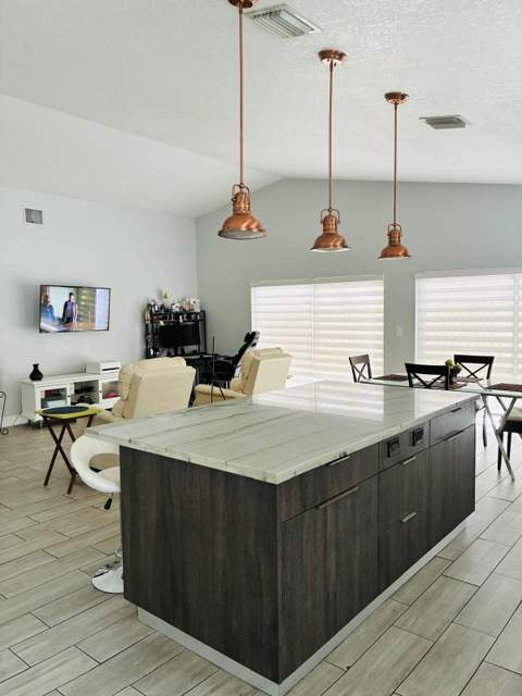 1051 NW 191st Avenue, Pembroke Pines FL - photo 6 of 17