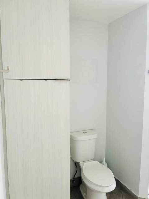 1051 NW 191st Avenue, Pembroke Pines FL - photo 15 of 17