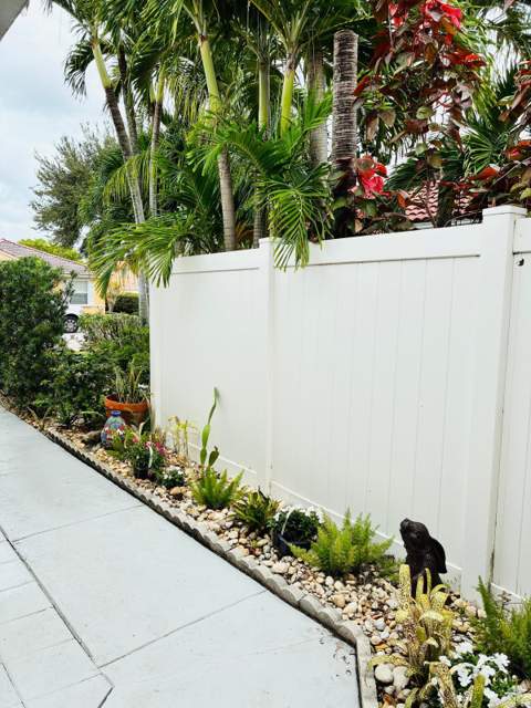 1051 NW 191st Avenue, Pembroke Pines FL - photo 17 of 17