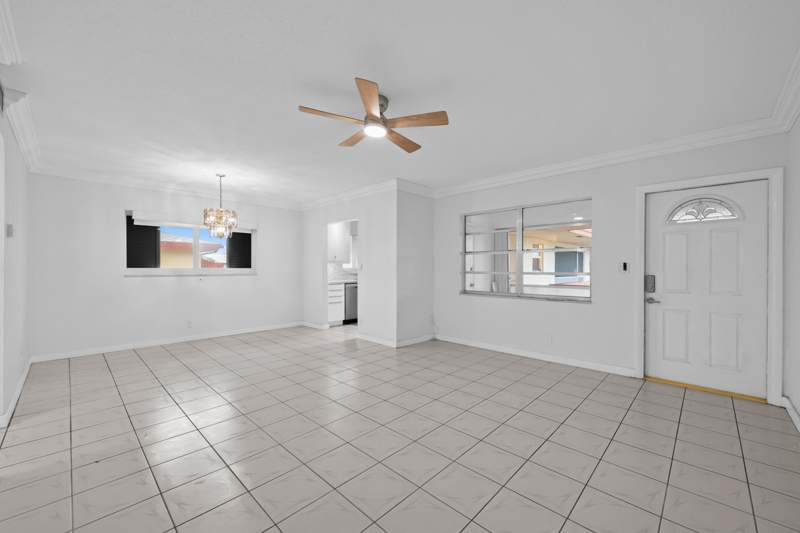 2 bedroom Condominium at 5300 Washington Street #K330, Beverly Hills Condo Number Six, Hollywood — photo 3