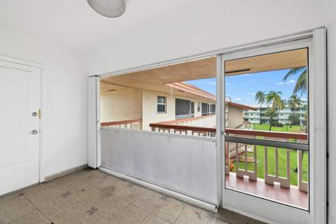5300 Washington Street #K330, Hollywood FL - photo 15 of 29