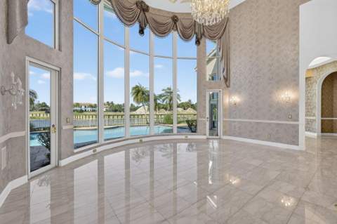 10248 Heronwood Lane, West Palm Beach FL - photo 15 of 100