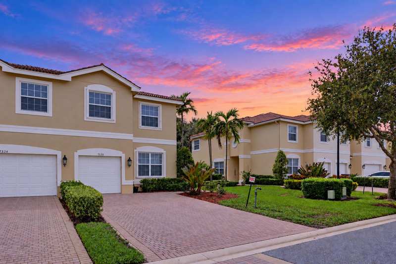 3 bedroom Townhouse at 7530 Spatterdock Drive, Mini Assemblage Pud, Boynton Beach — photo 1