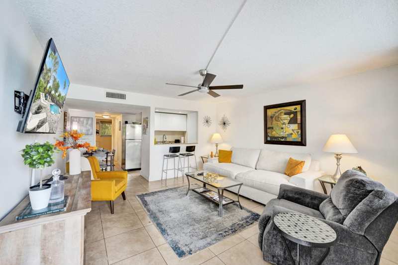 1 bedroom Condominium at 1901 N Andrews Avenue #Apt 214, Woods Condo, Wilton Manors — photo 1