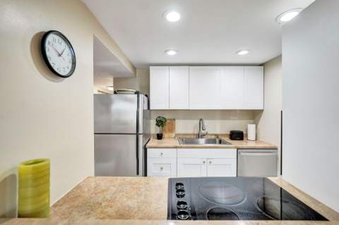 1901 N Andrews Avenue #Apt 214, Wilton Manors FL - photo 19 of 36
