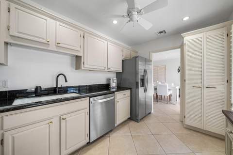 4367 N Quail Ridge Drive #B, Boynton Beach FL - photo 18 of 42