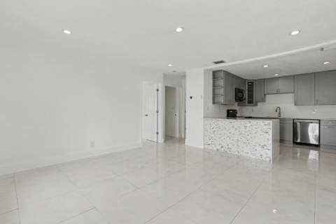 6320 Adams Street, Hollywood FL - photo 6 of 42