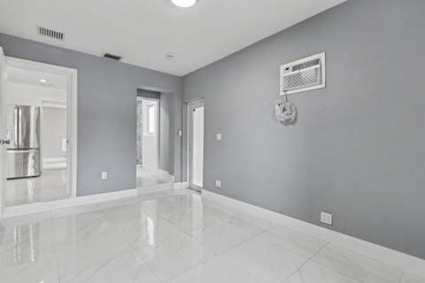 6320 Adams Street, Hollywood FL - photo 16 of 42