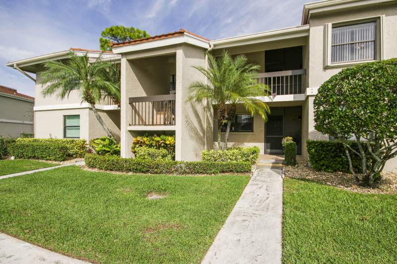 2 bedroom Condominium at 13403 Touchstone Place #202, Eastpointe, Palm Beach Gardens — photo 4