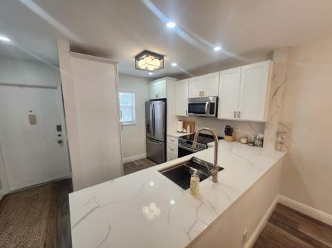 351 Cambridge Road #311, Hollywood FL - photo 9 of 32