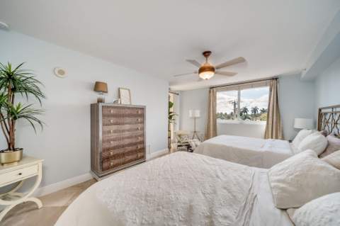 2011 N Ocean Boulevard #302, Fort Lauderdale FL - photo 17 of 31