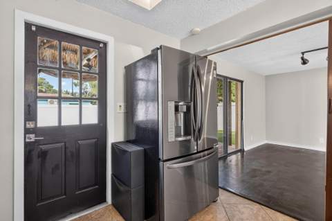 2511 NE 9th Terrace, Pompano Beach FL - photo 15 of 57