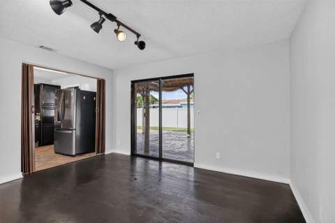 2511 NE 9th Terrace, Pompano Beach FL - photo 18 of 57