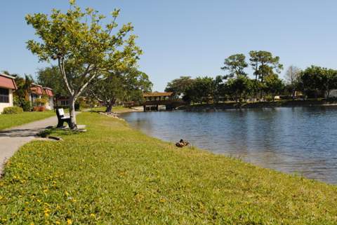 815 Salem Lane, Lake Worth FL - photo 14 of 37
