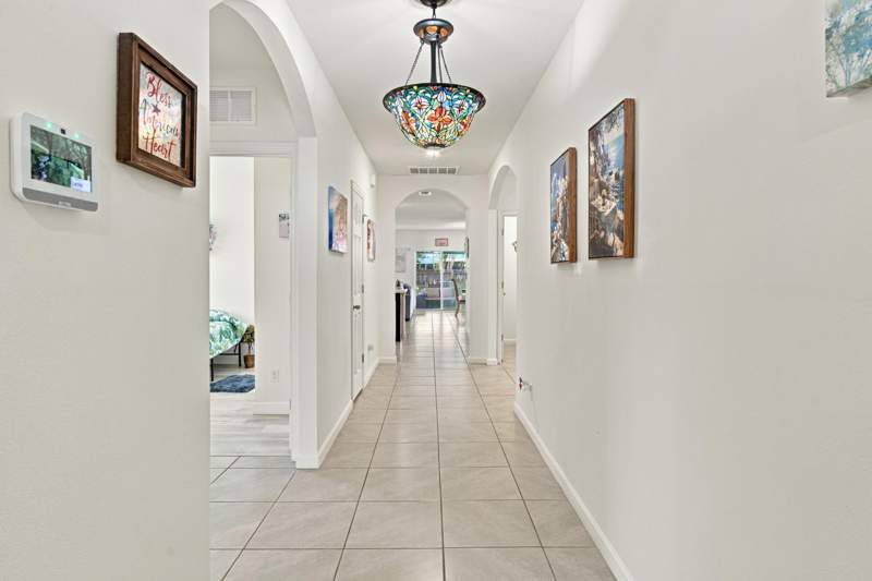 4 bedroom Single Family Residence at 1771 SW Lofgren Avenue, Port St Lucie Section 19, Port St. Lucie — photo 5