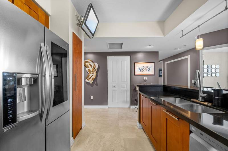 3 bedroom Condominium at 350 SE 2nd Street #1870, 350 Las Olas Place, Fort Lauderdale — photo 5