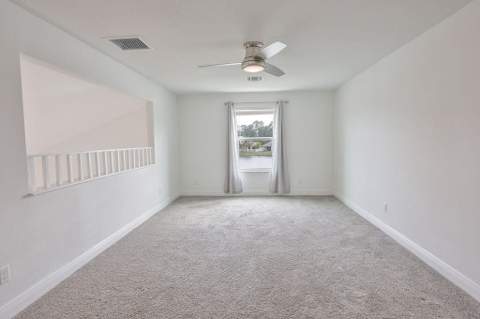 9725 Starboard Drive, Fort Pierce FL - photo 7 of 14
