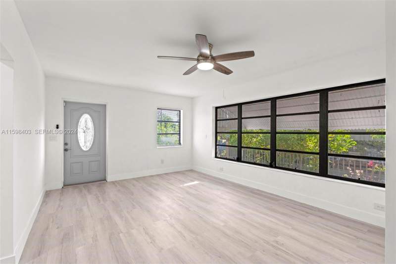 4 bedroom Single Family Residence at 1501 N 18th Avenue, Lake Worth Heights, Lake Worth Beach — photo 5