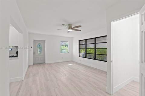 1501 N 18th Avenue, Lake Worth Beach FL - photo 9 of 26